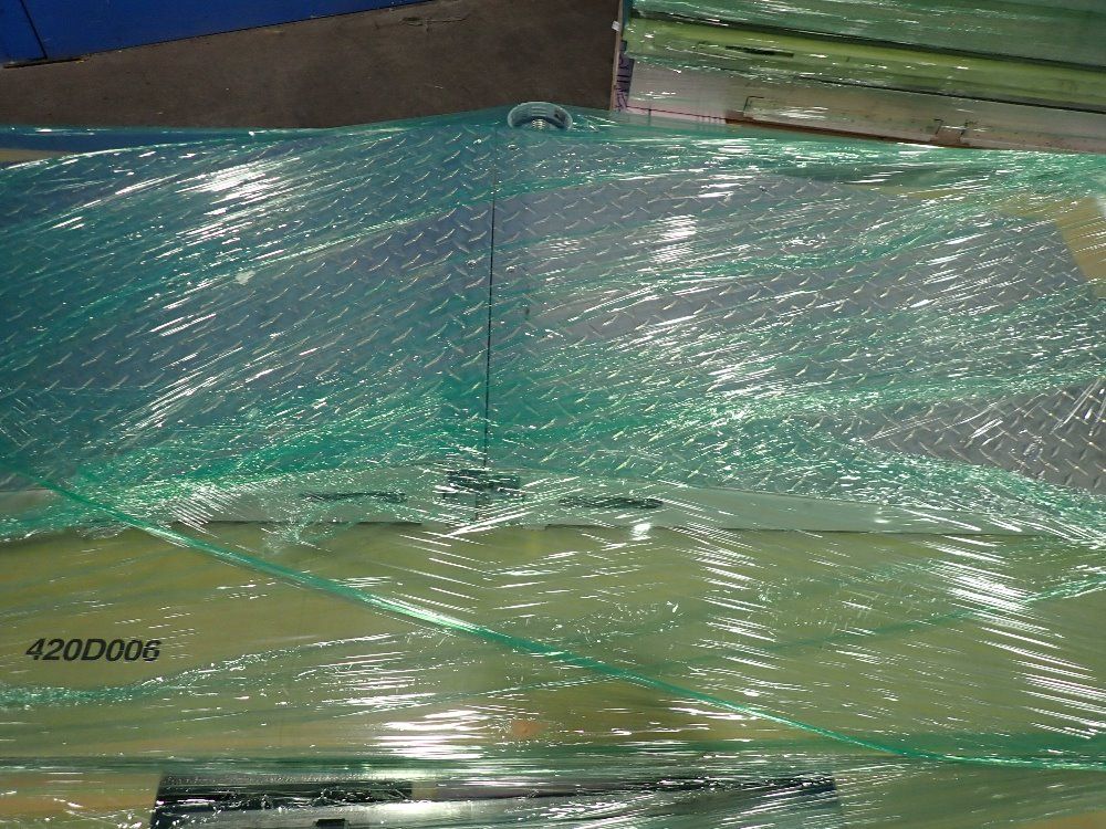 Thermotron Environmental Chamber W Heating Cooling Unit