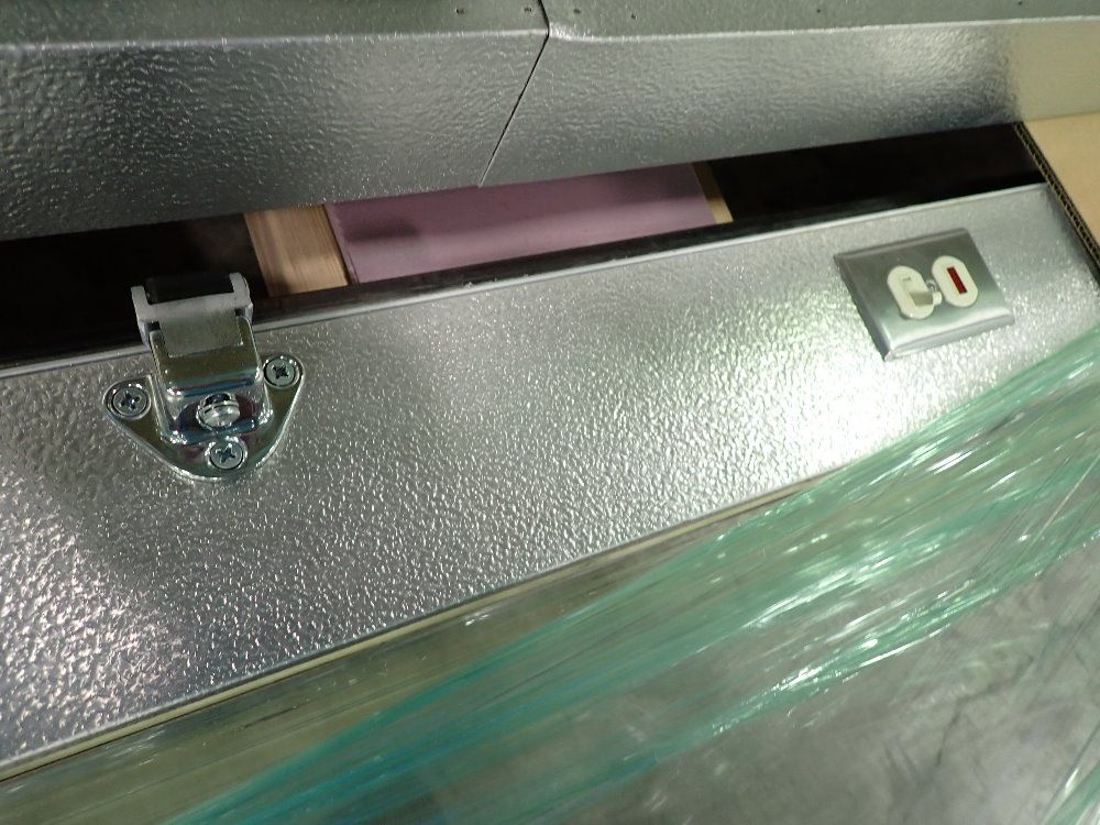 Thermotron Environmental Chamber W Heating Cooling Unit