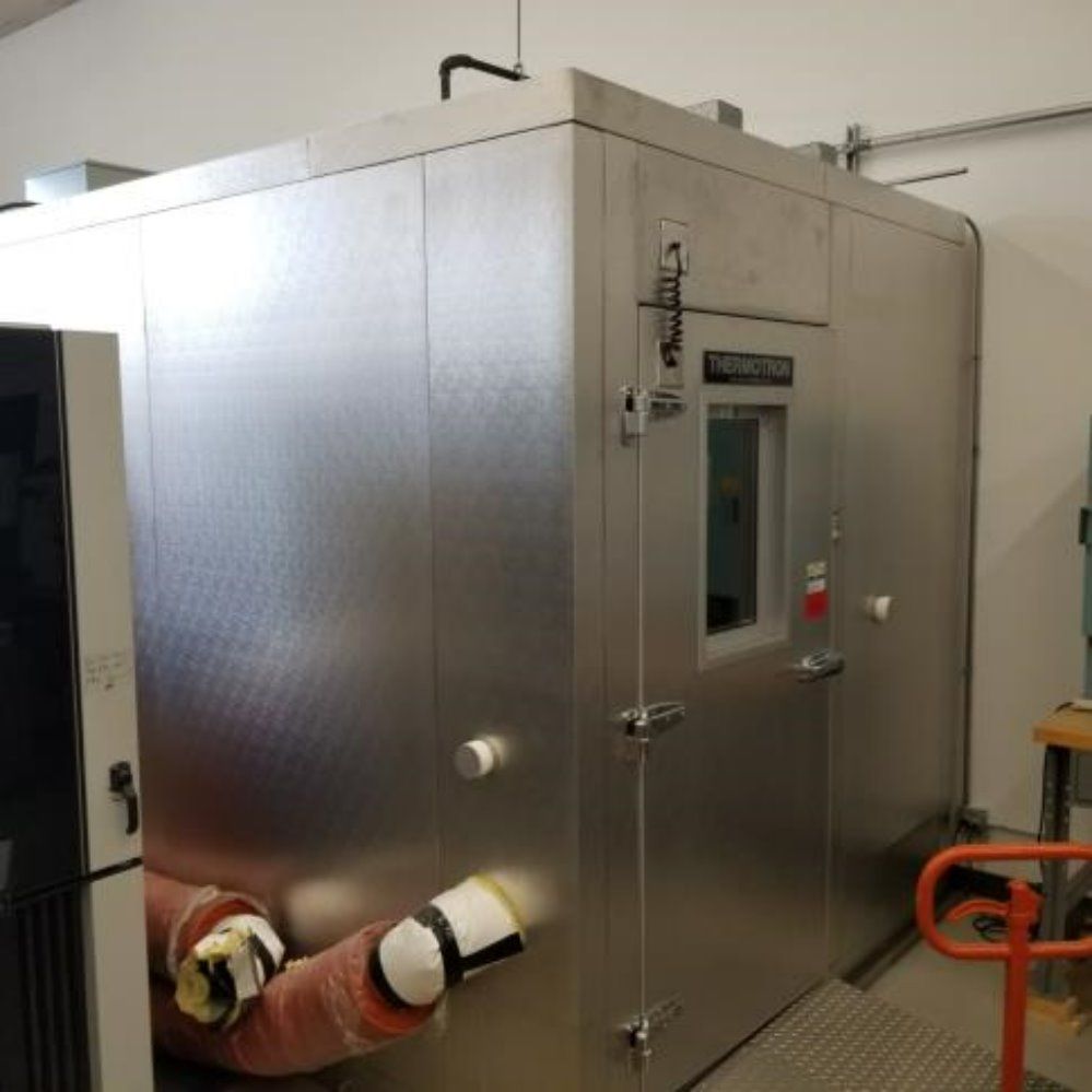 Thermotron Environmental Chamber W Heating Cooling Unit