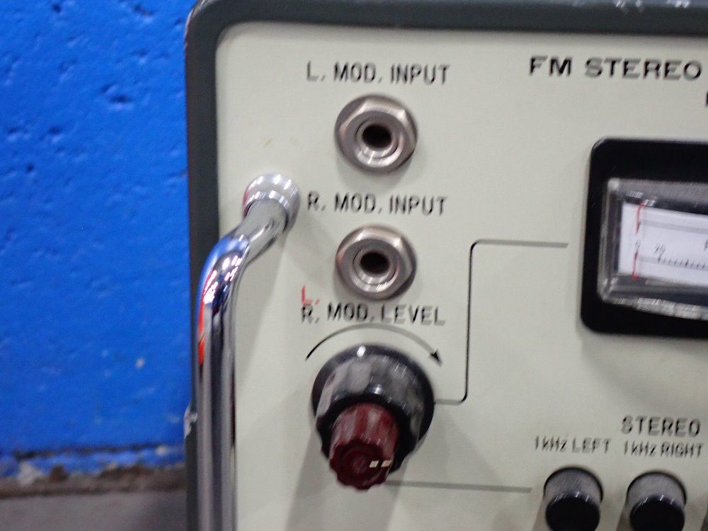 Meguro Fm Stereo Signal Generator - Msg-216a