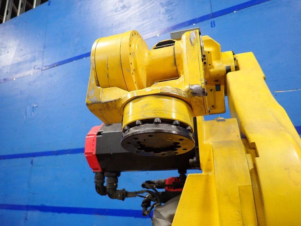 Fanuc Robot - M-710i