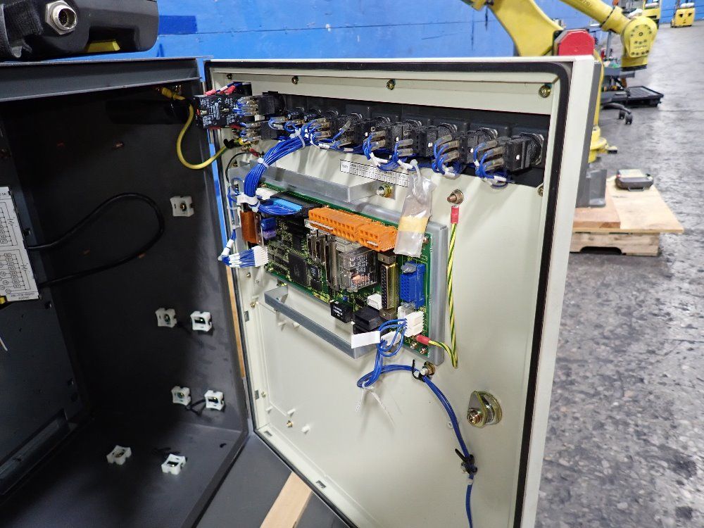 Fanuc Robot - M-710i