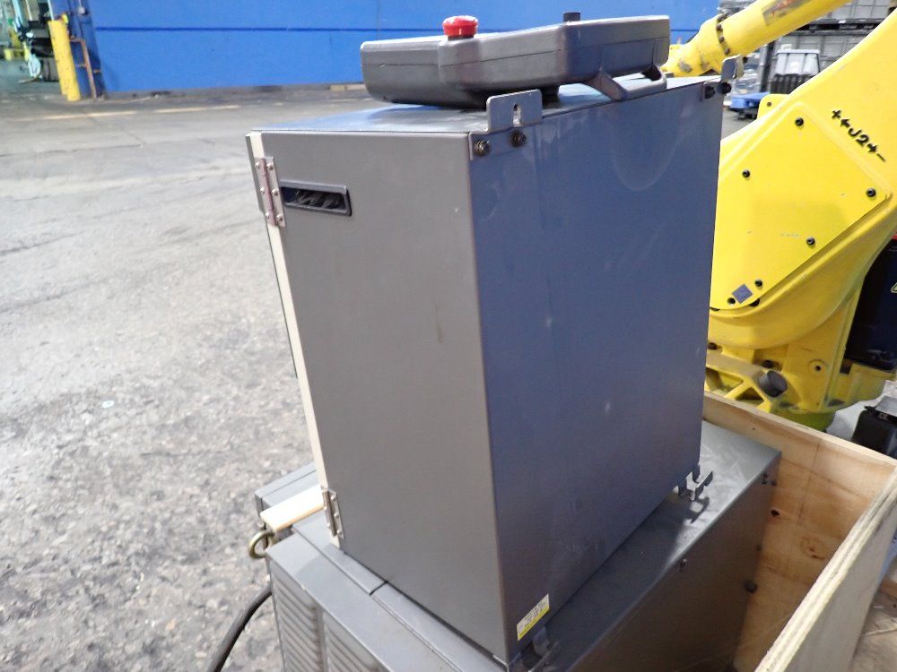 Fanuc Robot - M-710i