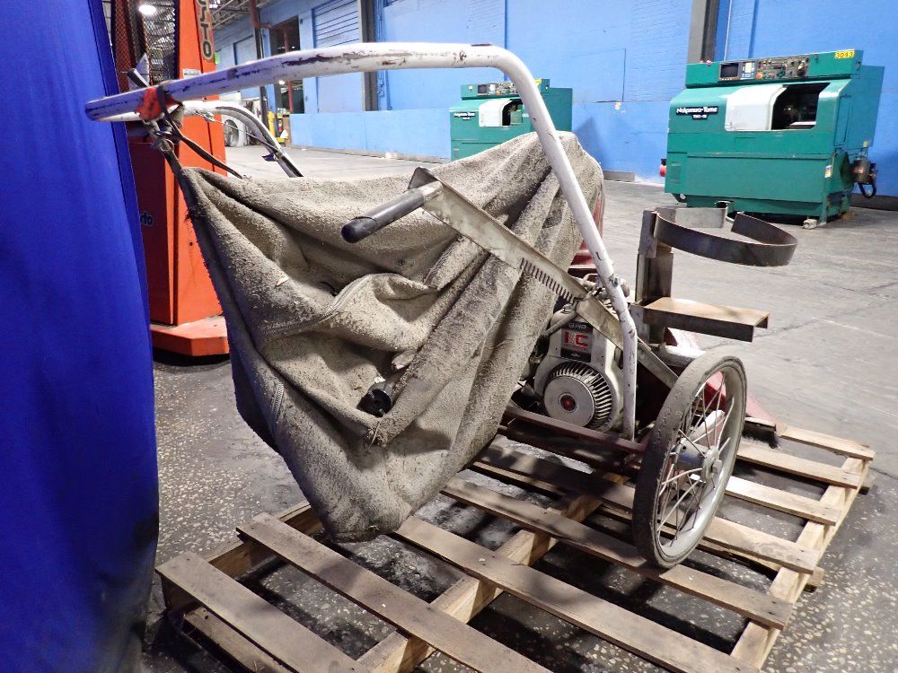 Giant-vac 8 Hp Propane Vacuum