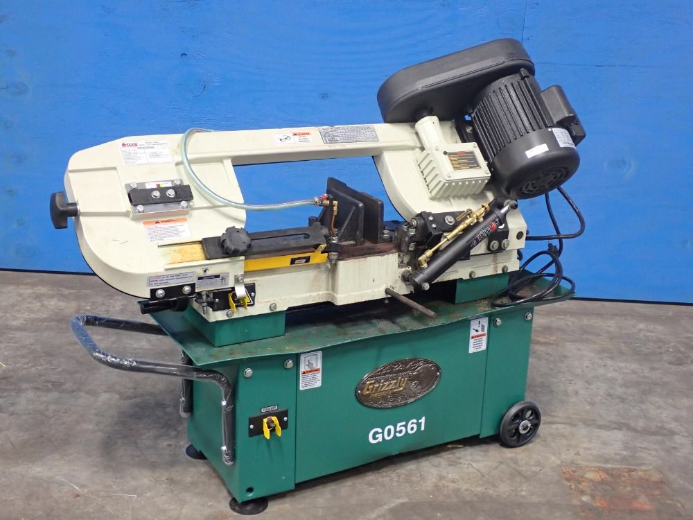 Grizzly Industrial Inc. 330 Lb Metal Cutting Bandsaw - G0561