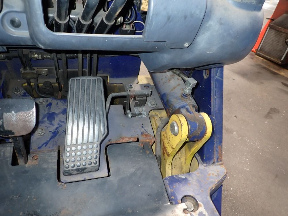 Komatsu Propane Forklift - Fg25stlp-12