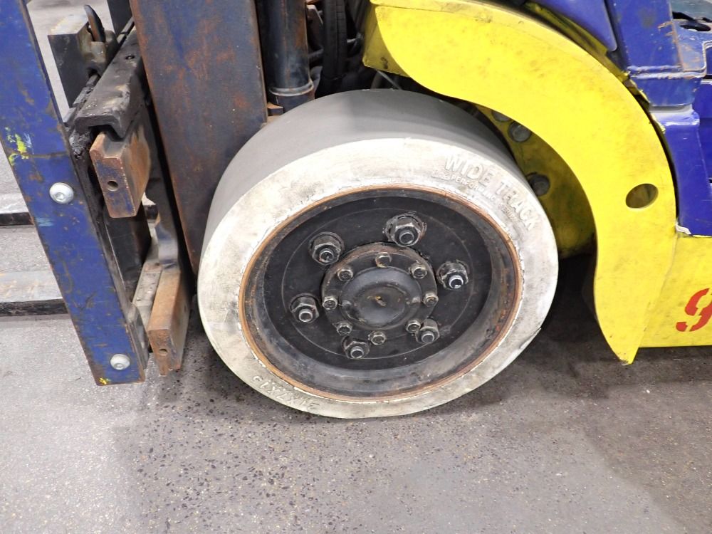 Komatsu Propane Forklift - Fg25stlp-12