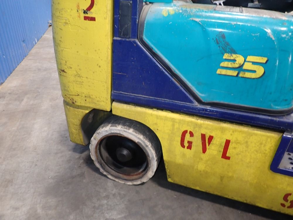 Komatsu Propane Forklift - Fg25stlp-12