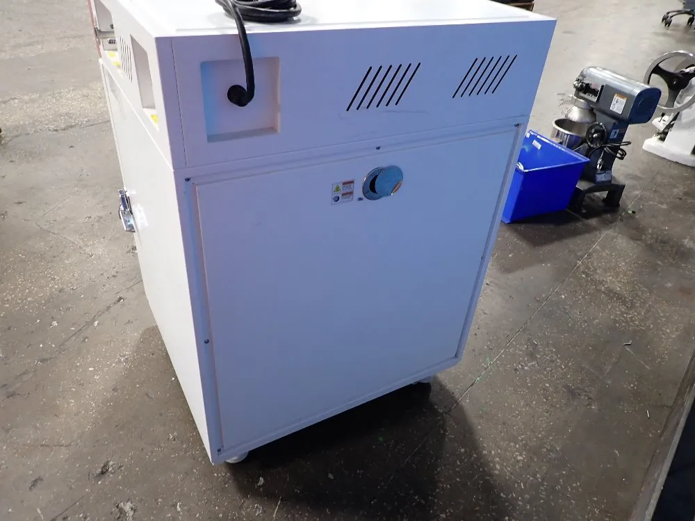 Across International 302f Vacuum Oven - E44if/c