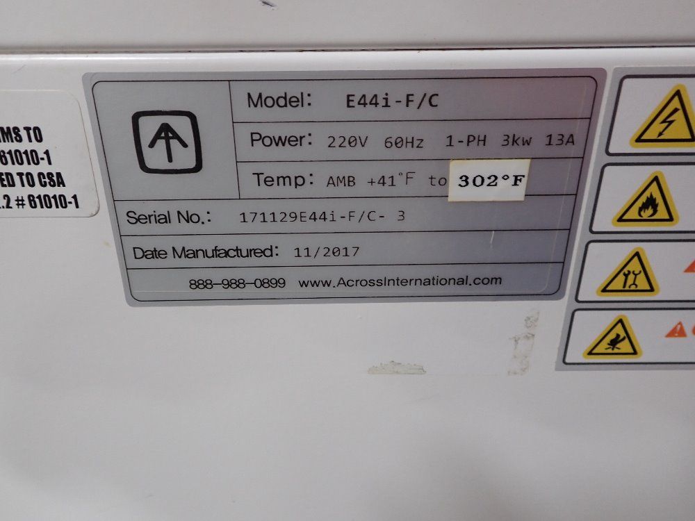 Across International 302f Vacuum Oven - E44if/c
