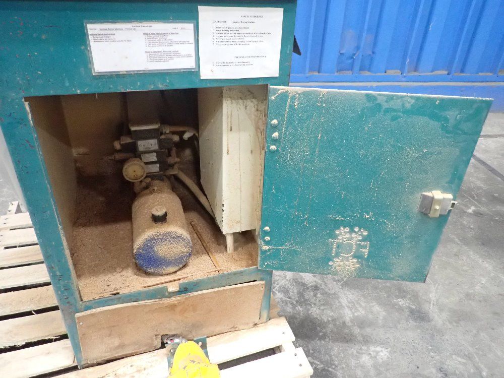 Forest City 17" Vertical Boring Machine