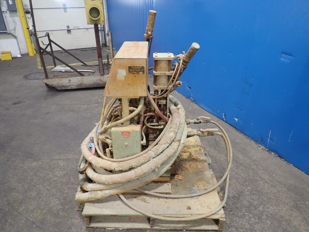 Gusmer Plural Component Spray Machine - Ff3500