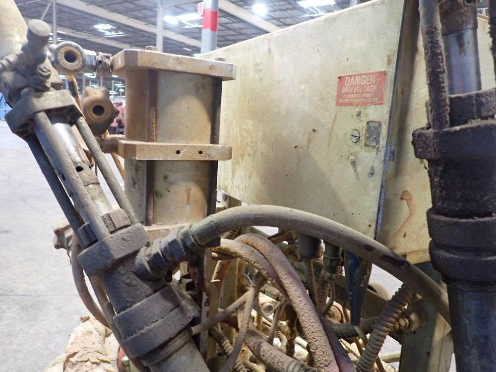 Gusmer Plural Component Spray Machine - Ff3500