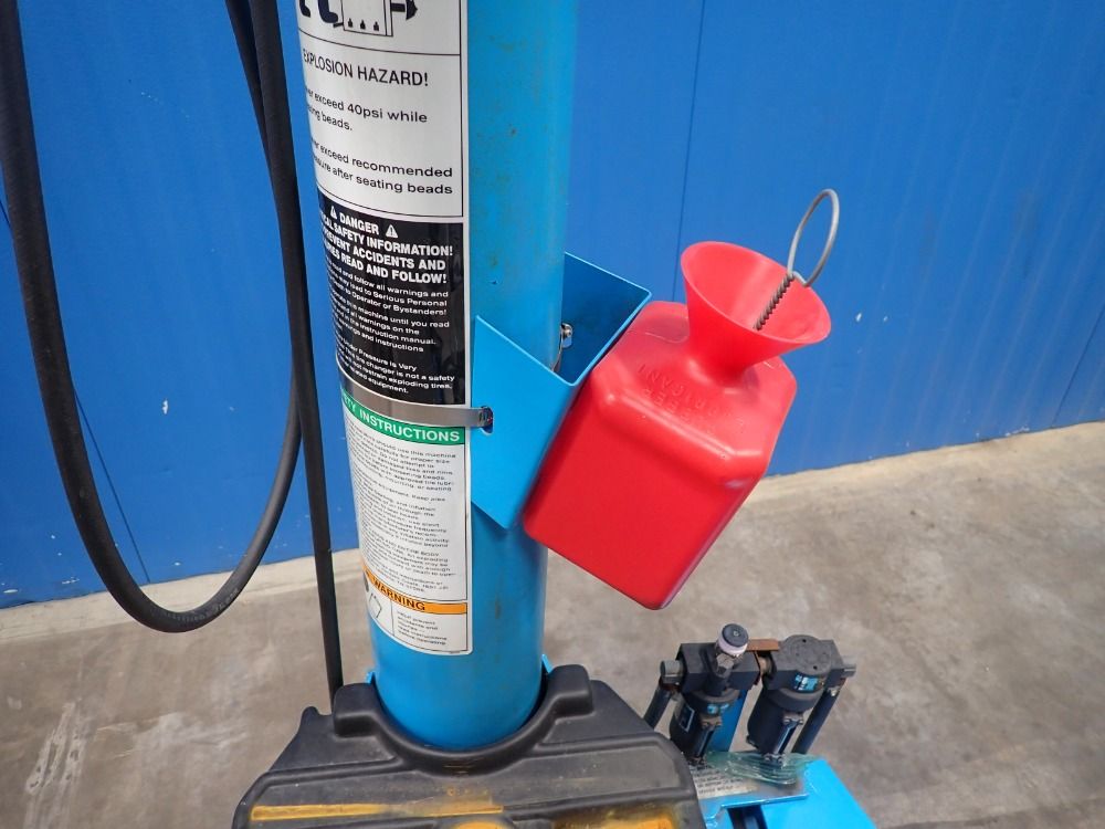 Coats Tire Changer - 5060a