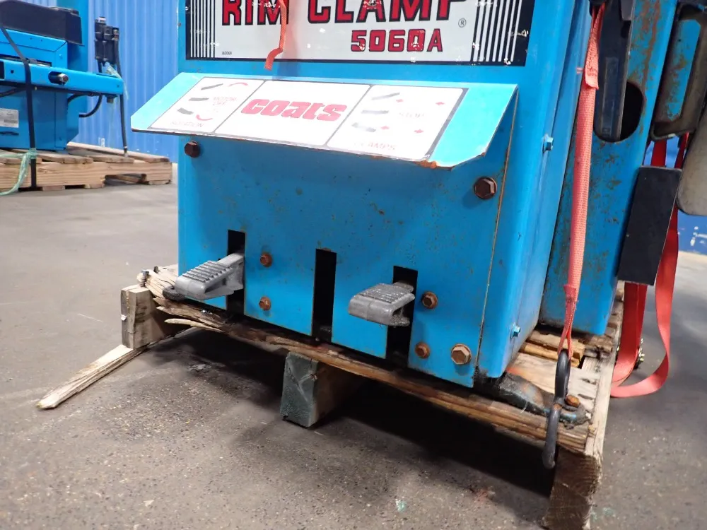 Coats Tire Changer - 5060a