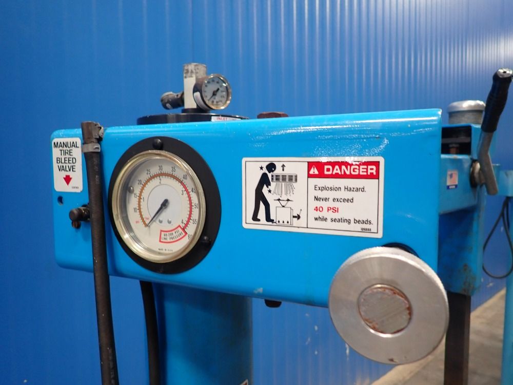 Coats Tire Changer - 5060a