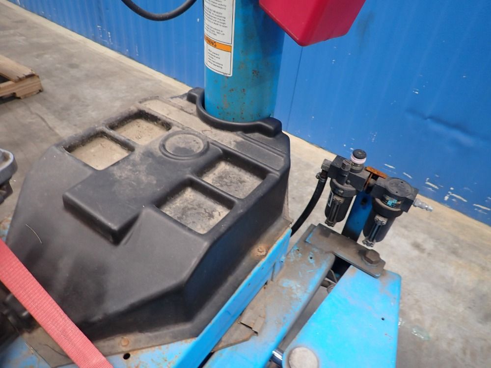 Coats Tire Changer - 5060a