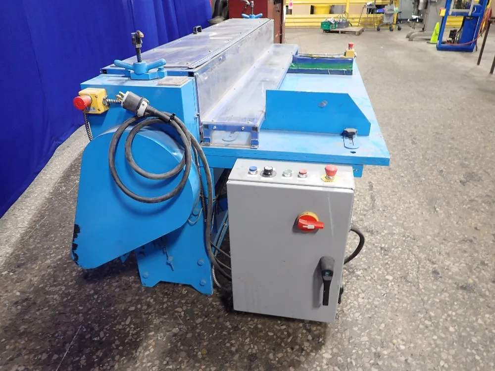 Dongguang County Huali Carton Machinery 79" Roller Slitter