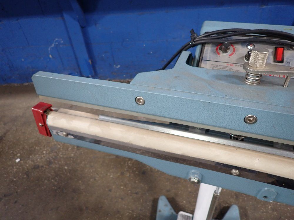 Uline 24" W Impulse Foot Sealer - H-86