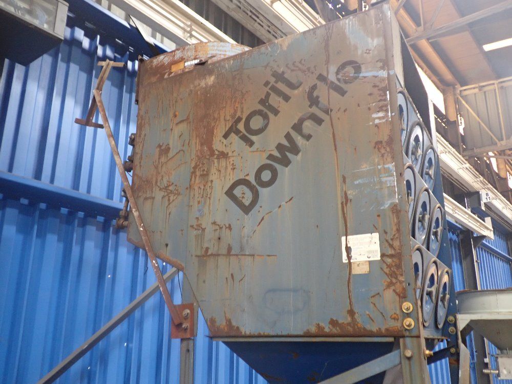 Torit 30 Hp Dust Collector - Df T3-18