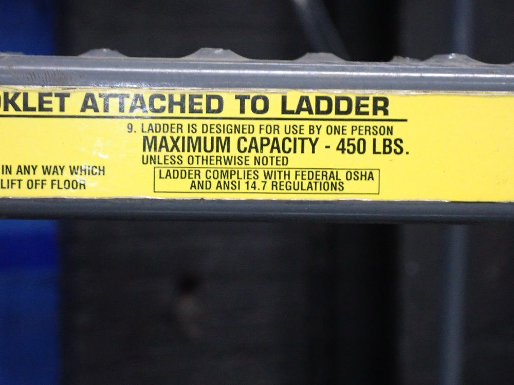 Ballymore 12 Steps/120" Height Step Ladder