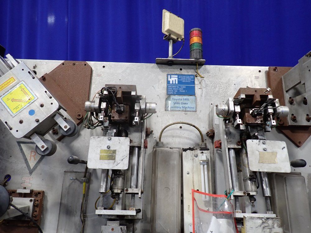 Stone Mountain Sliding Door Assembly