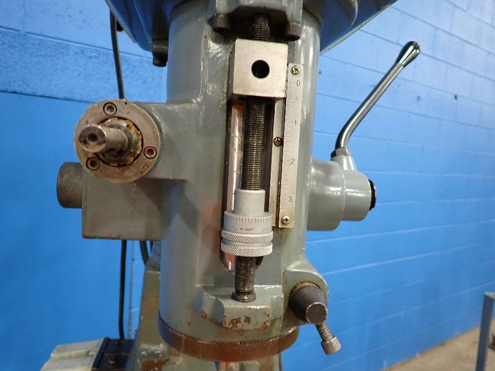 Enco 26"x 6" Vertical Milling Machine - 100-5700