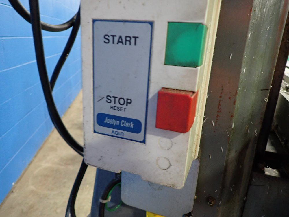 Enco 26"x 6" Vertical Milling Machine - 100-5700