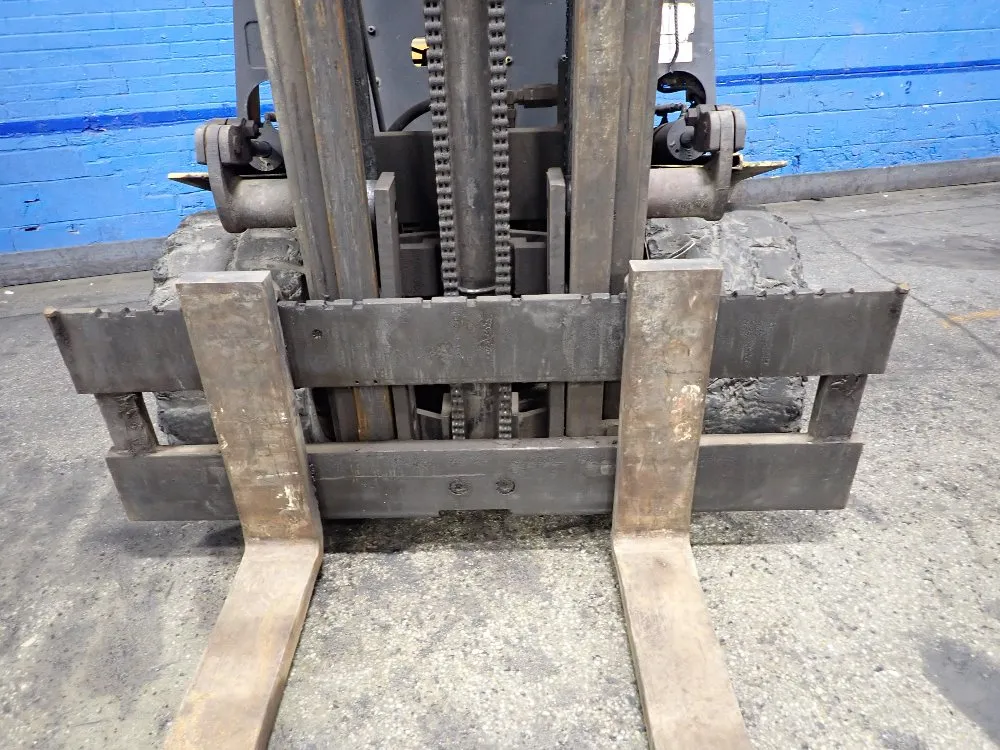 Yale Est 7000lb Propane Forklift