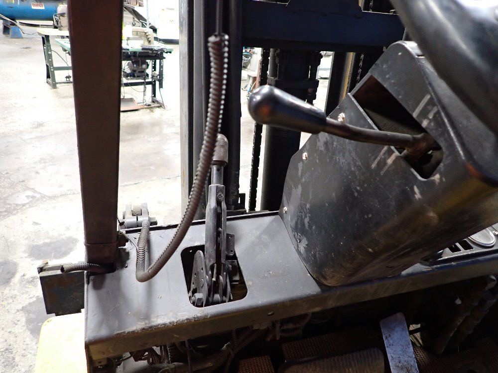 Yale Est 7000lb Propane Forklift