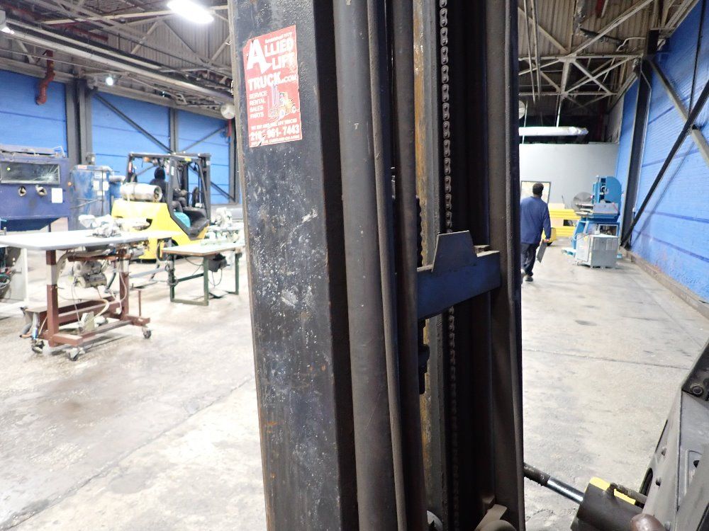 Yale Est 7000lb Propane Forklift