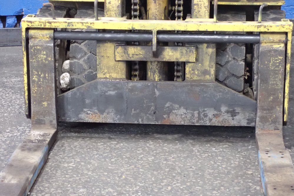 Towmotor 7000 Lbs Propane Forklift - 760plp7024