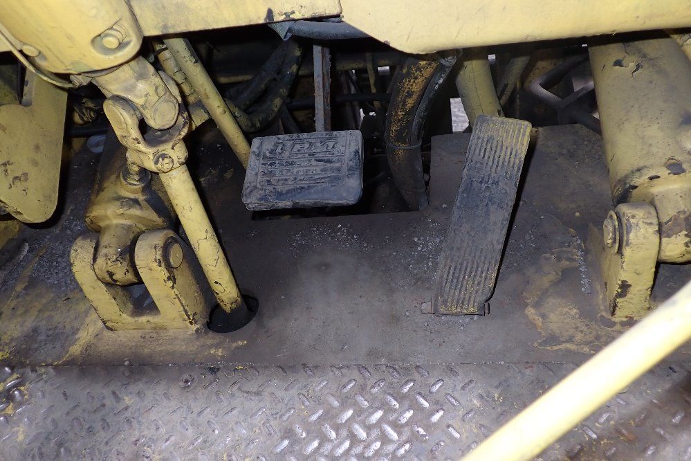 Towmotor 7000 Lbs Propane Forklift - 760plp7024