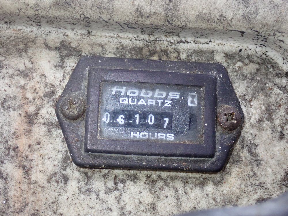 Tennant 47" Floor Scrubber - 7200-5618