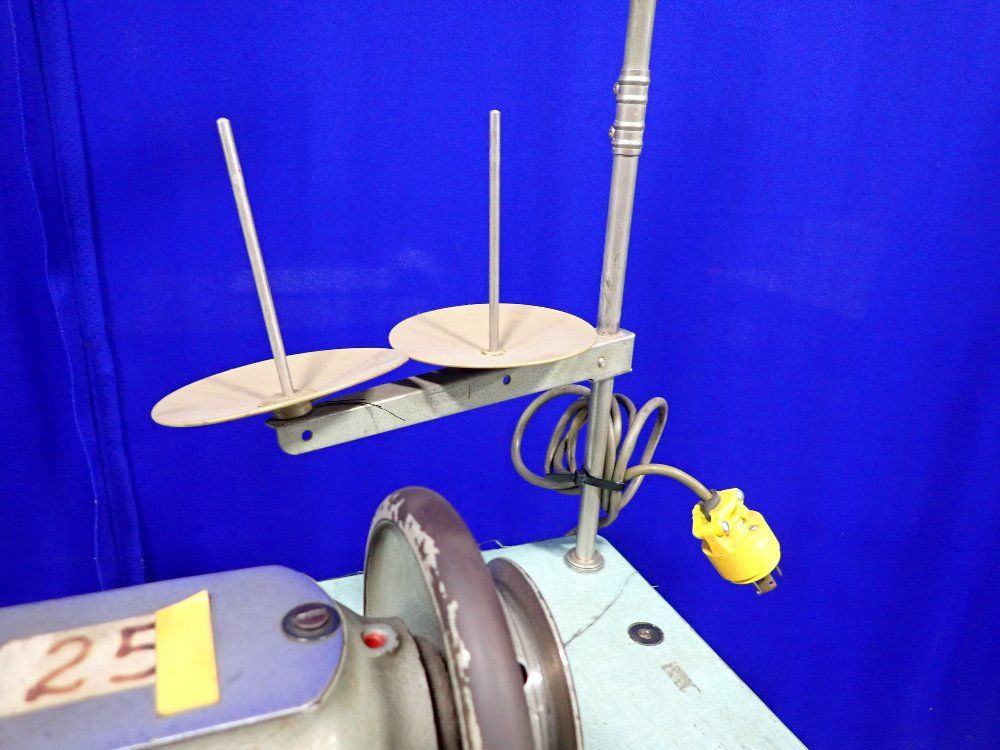 Juki Sewing Machine - Lv-563