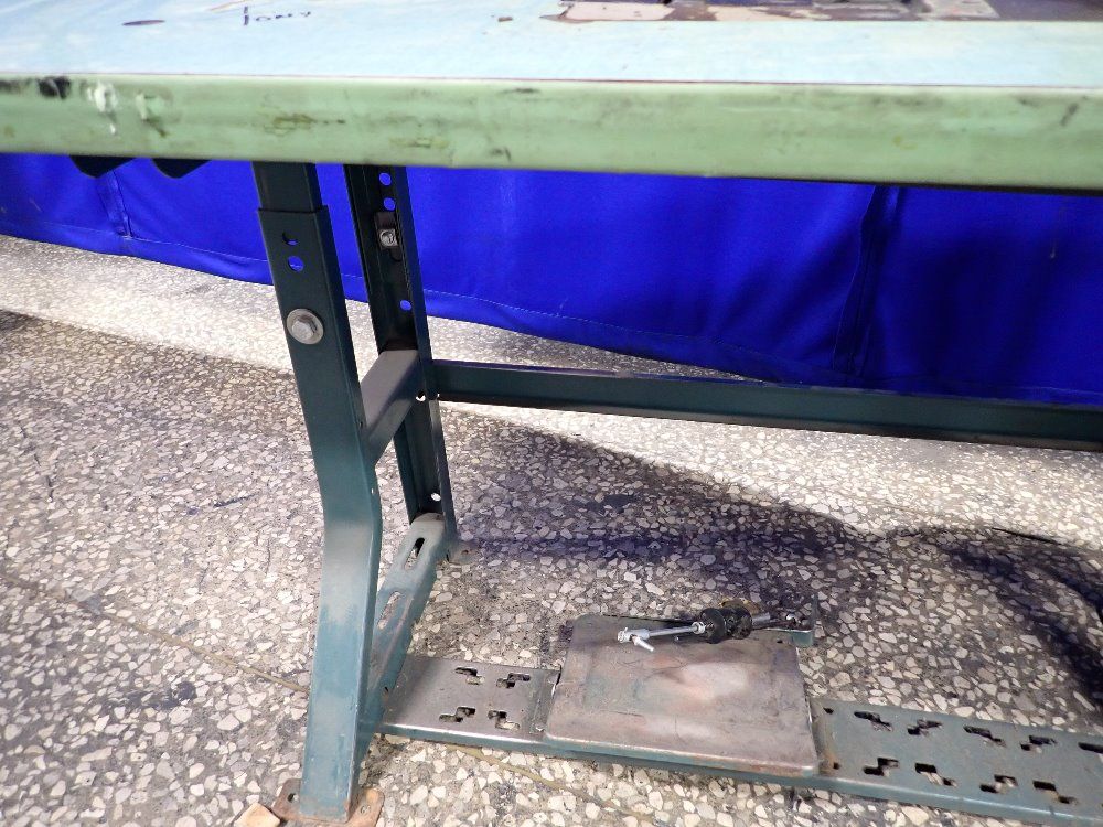 Juki Sewing Machine - Lv-563