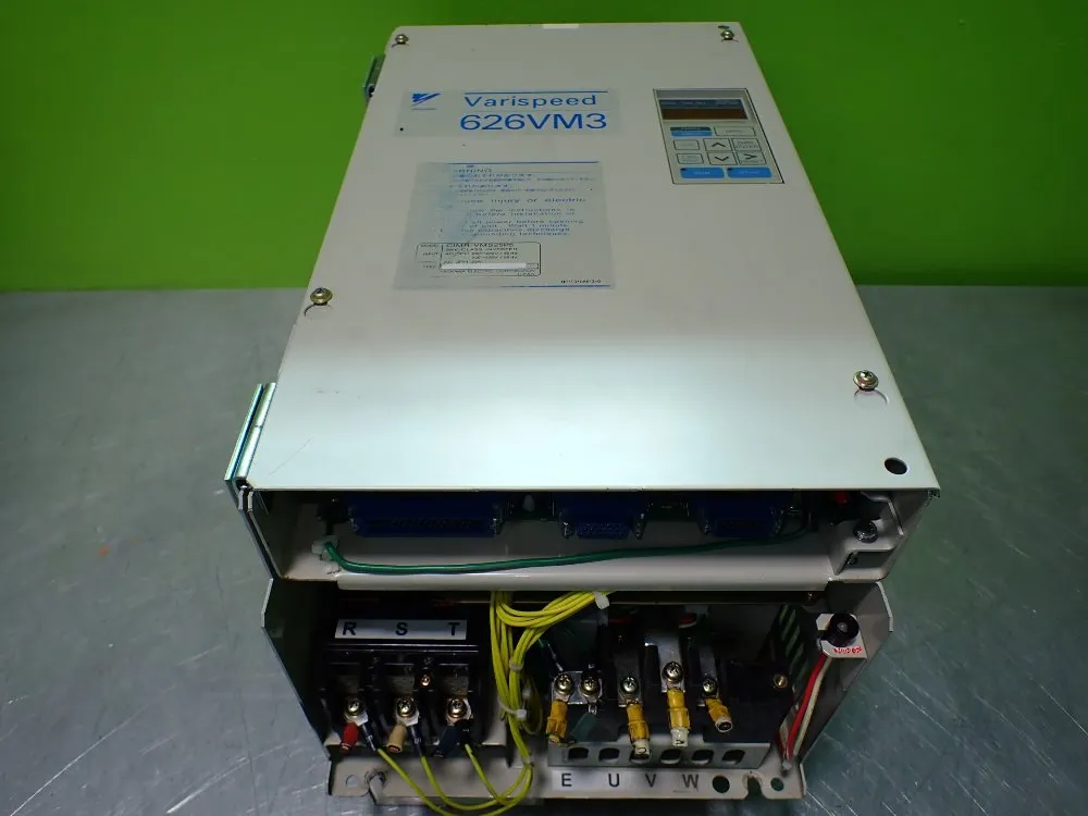 Yaskawa Cimr-vms25p5 Varispeed 626vm3 Servo Drive Unit. - Cimr-vms25p5