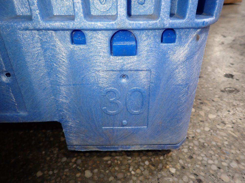 Uline Collapsible Plastic Basket