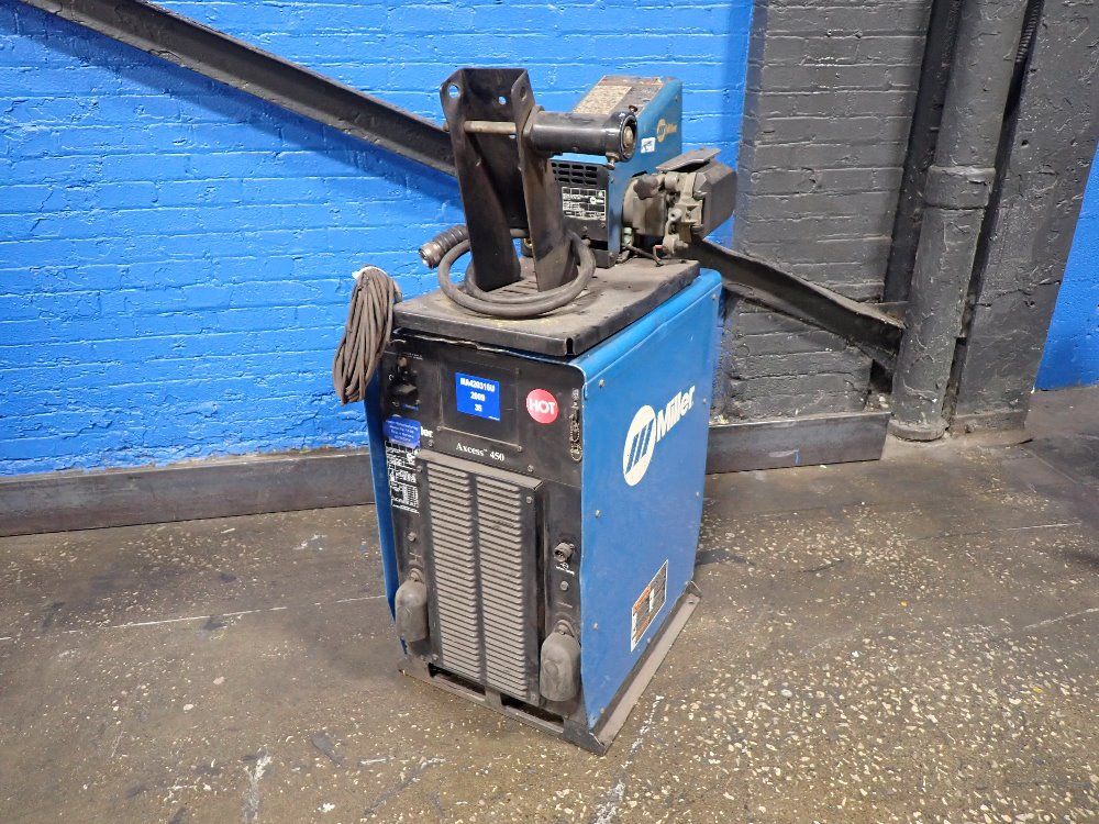 Miller Miller Axcess 450 Welder