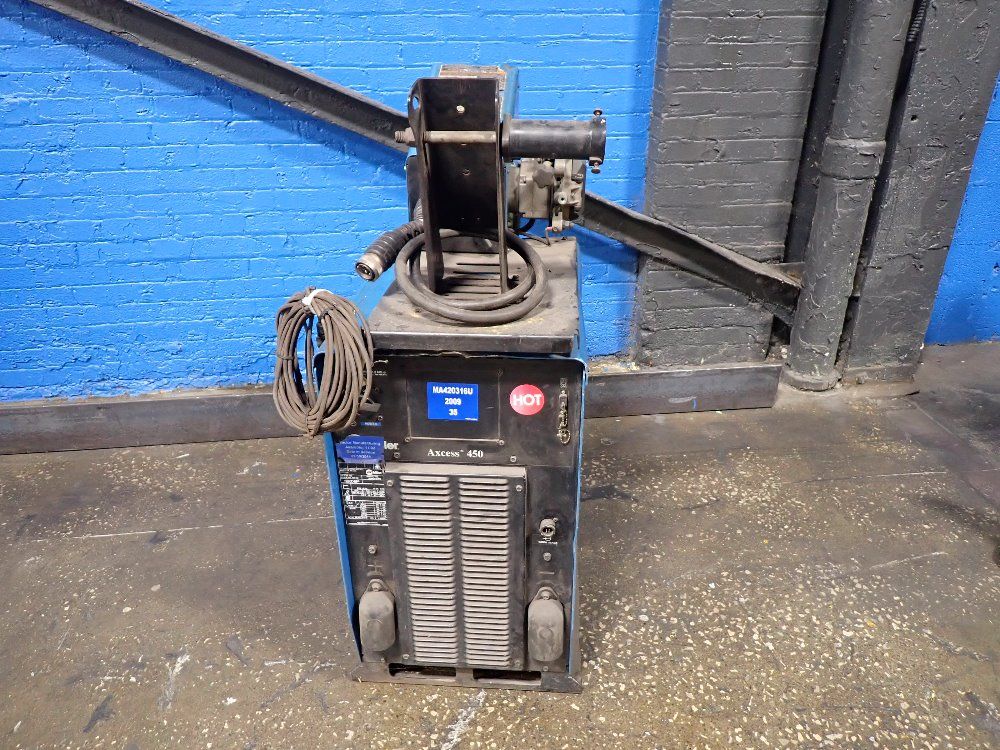 Miller Miller Axcess 450 Welder