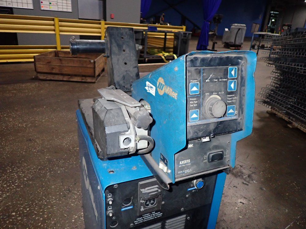 Miller Miller Axcess 450 Welder