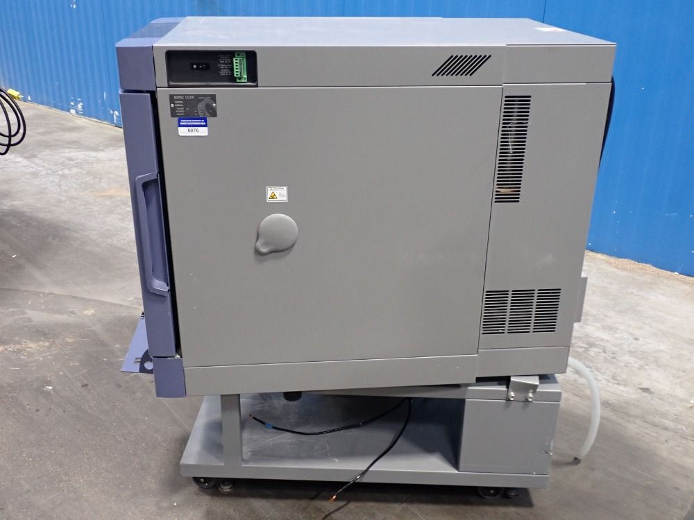 Espec Corp Bench Top Type Temperature  Humidity Chamber