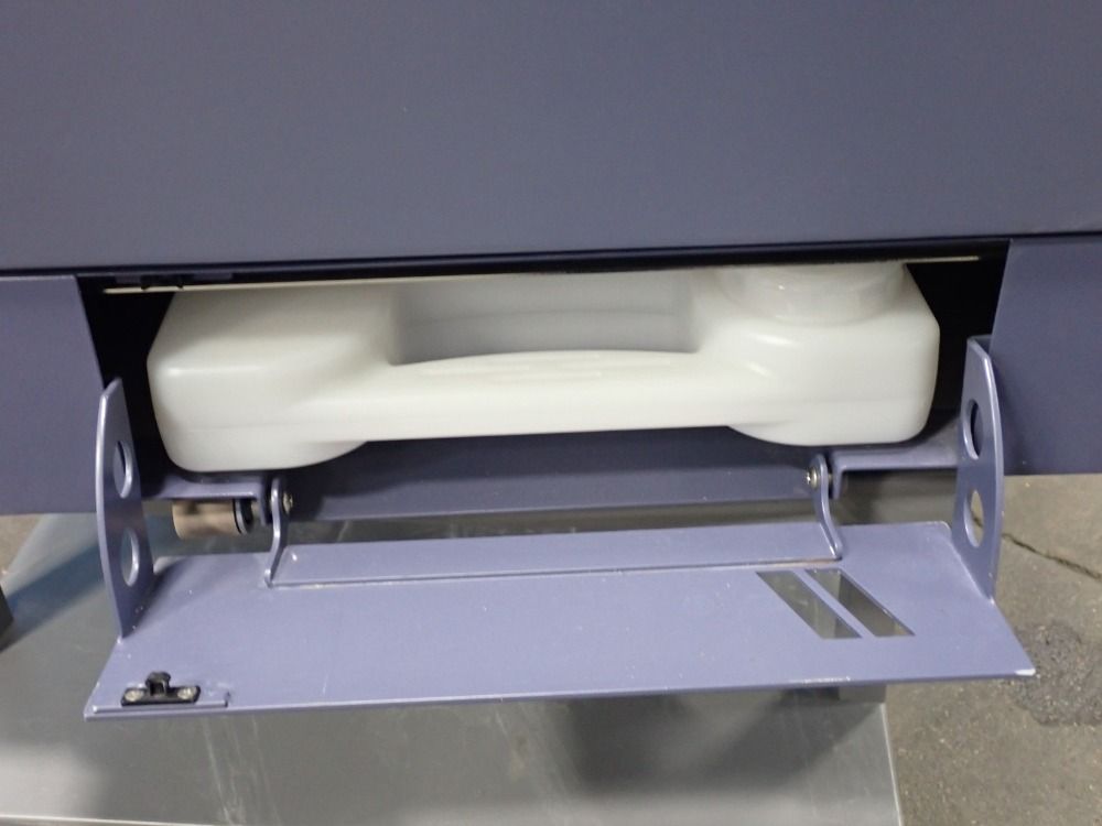 Espec Corp Bench Top Type Temperature  Humidity Chamber