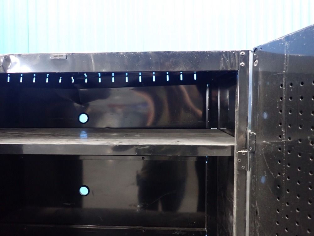 Husky 4 Shelve Tool Cabinet