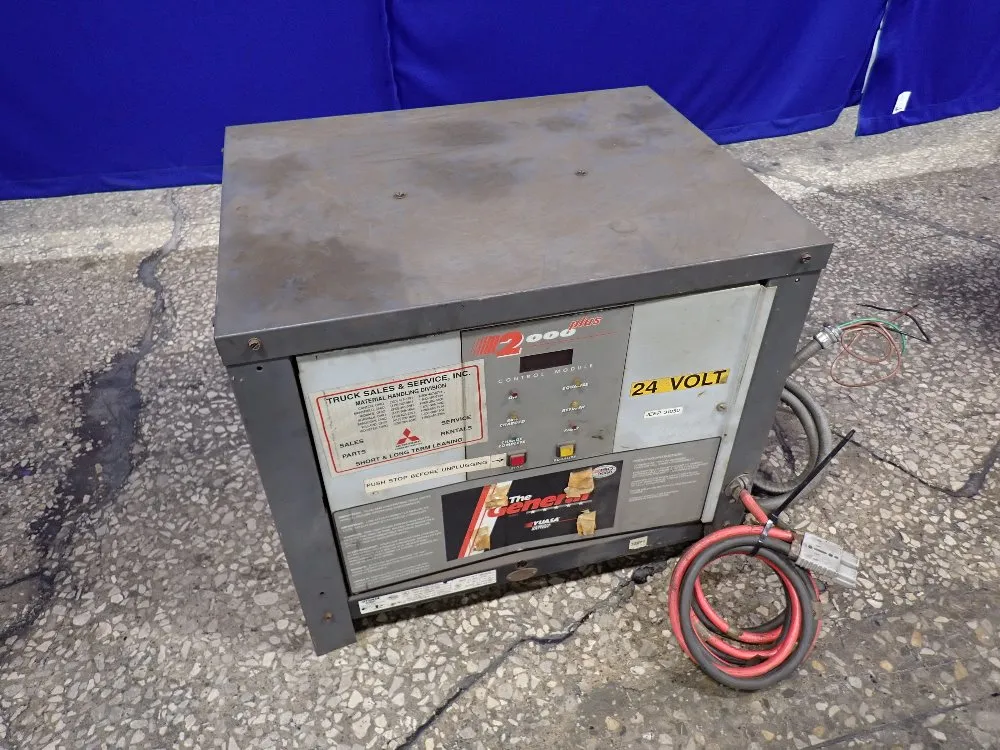 Yuasa 117 Amps Battery Charger - Tgn-12-775