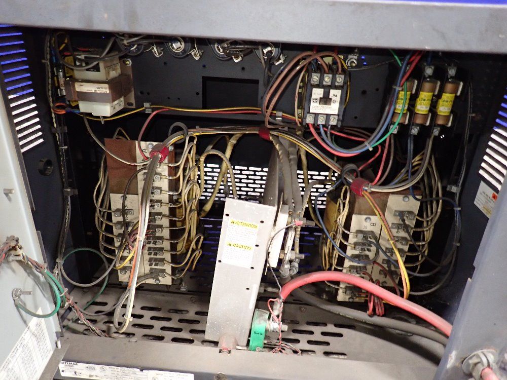 Yuasa 117 Amps Battery Charger - Tgn-12-775