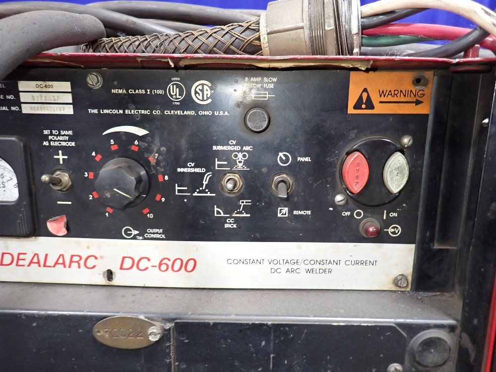 Lincoln Electric 600 Amps Welder - Idealarc Dc-600