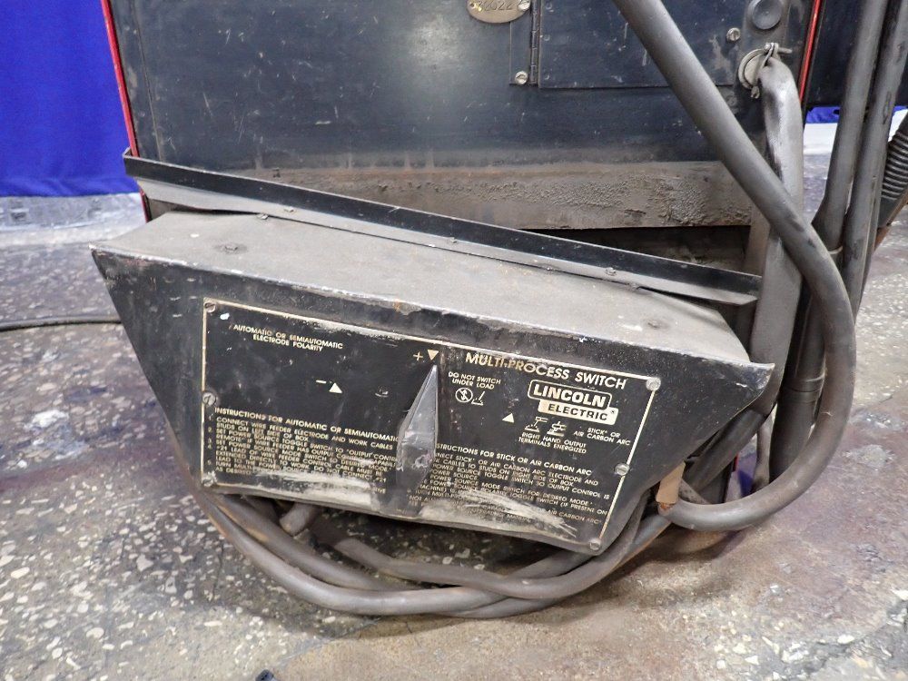 Lincoln Electric 600 Amps Welder - Idealarc Dc-600