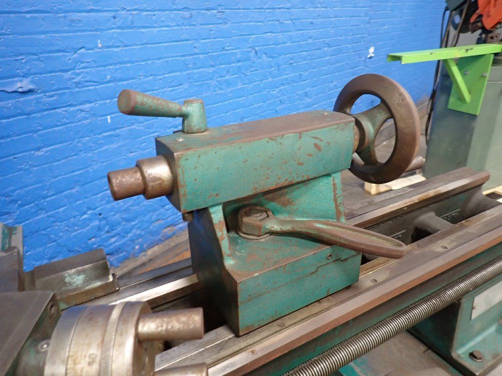 Logan Logan Lathe