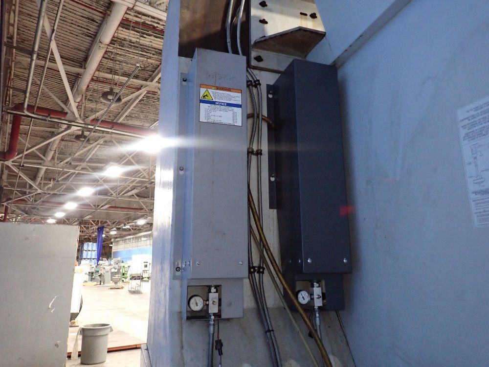 Haas 2002 Haas Vf850 Cnc Vmc